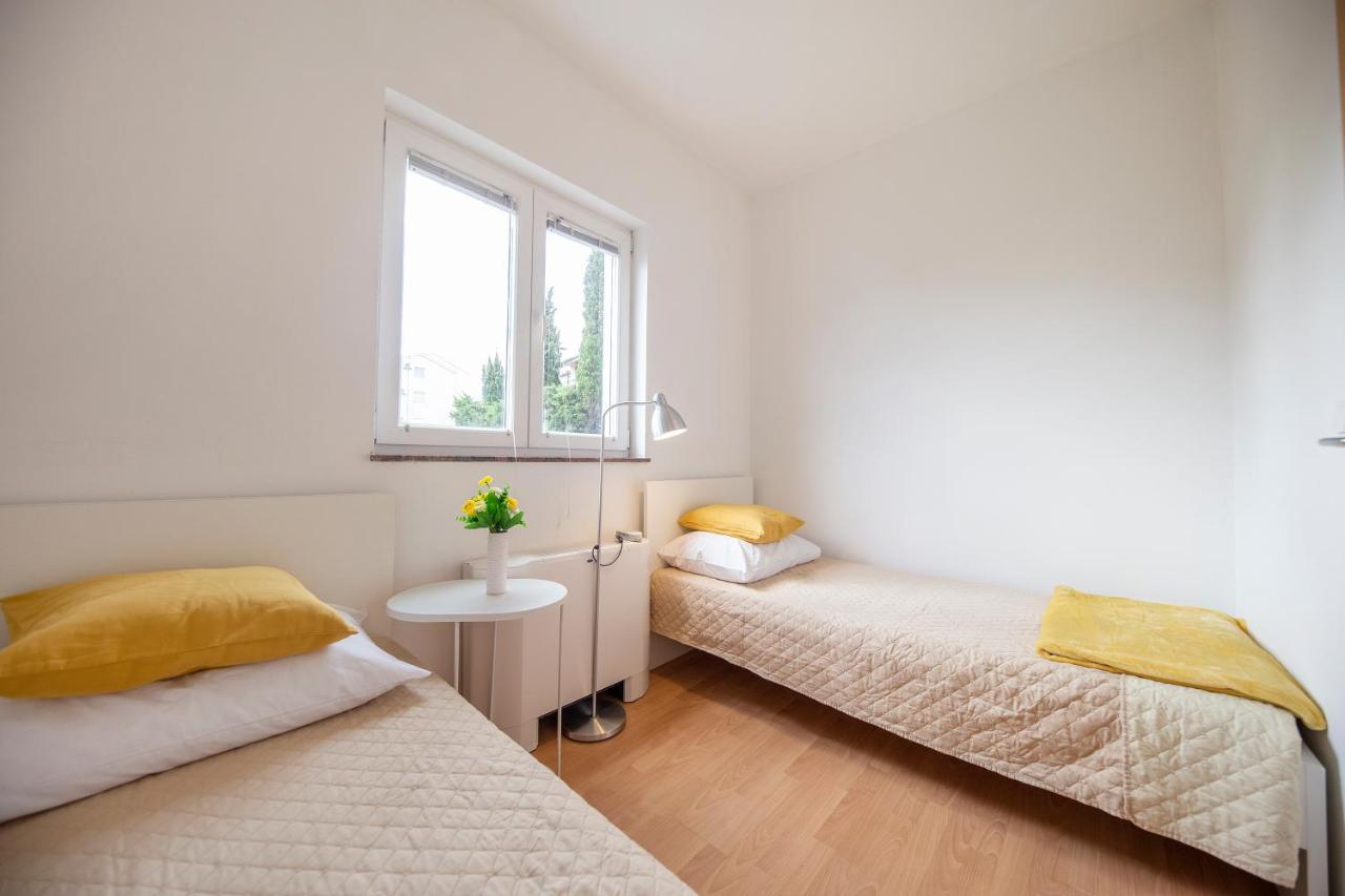 Apartments Leonarda มูร์แตร์ ภายนอก รูปภาพ